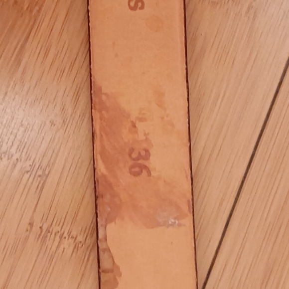 Saddlebags Alligator Belt, .925 & 14k Gold Filled Vogt Triple Horseshoe Buckle - Picture 5 of 11